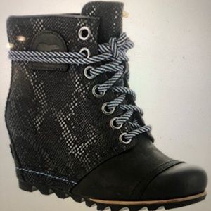 Sorel Wedge Ankle Leather Boots Black Sz 8 New